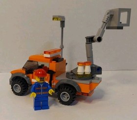 LEGO 60054.City: Light Repair Truck. Complete Set But Missing 1 Sticker.