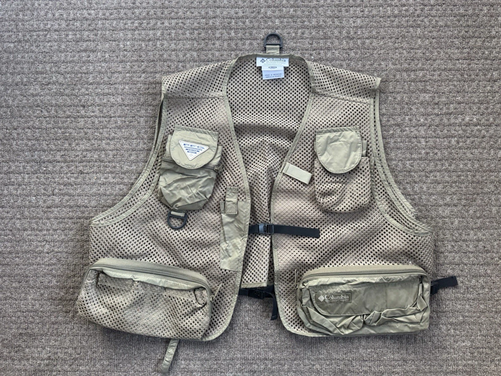 Columbia PFG Fishing Vest Mesh Pockets Khaki Tan Unisex XL Outdoor Sportswear