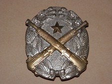 Segunda Guerra Mundial Ejército Japonés Suboficial Ametralladora Pesada Disparo Insignia.