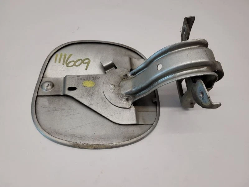 2007-2012年吉姆西阿卡迪亚燃料填充门银色 — 第 4/4 张图片