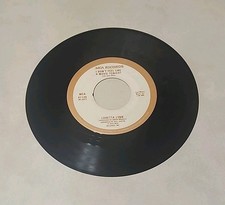 Loretta Lynn 45 I Don’t Feel Like A Movie Tonight / Picture Of Us On My Mind MCA