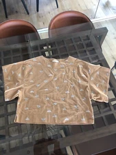 GRADE & GATHER SIZE SMALL LIGHTWEIGHT CASUAL TOP