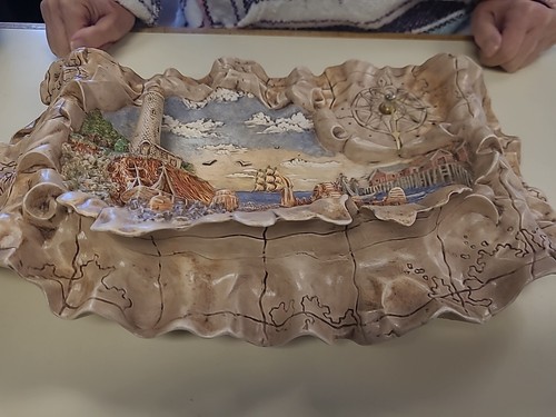 Hershey Molds 1985 Lighthouse Water Scene Clock - Picture 4 of 5