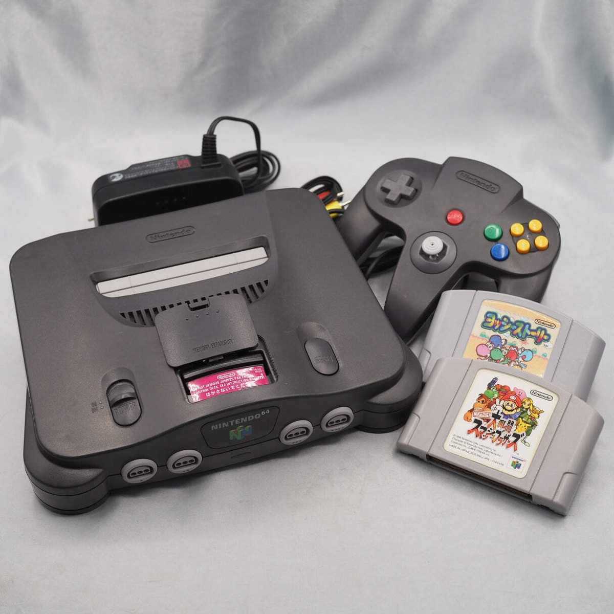 NINTENDO64　ブラック　ニンテンドー　ゲーム機　任天堂　NUS-001 Nintendo 64 Console System Black NUS-001 NTSC-J NTSC-U/C + 2