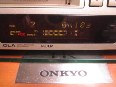 ONKYO MD-105TX Mini disc Recorder Audio MDLP w/Remort Control AC