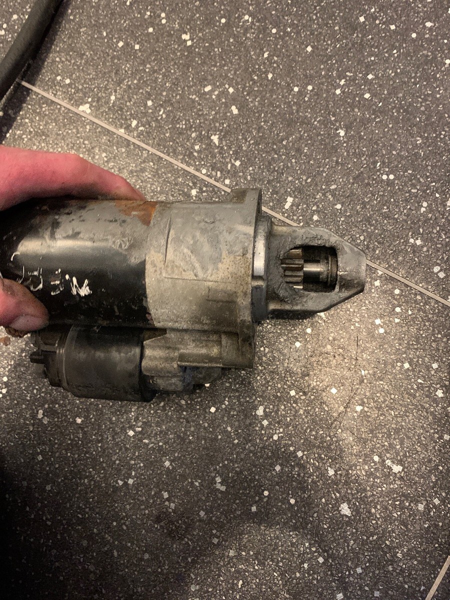 Mercedes CLK W209 SLK W170 SL W129 Starter motor 1005821942 BOSCH  