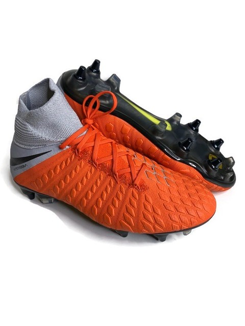 nike hypervenom size 7.5