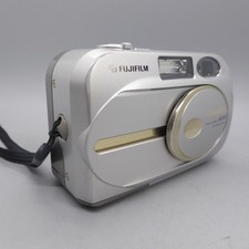 Fujifilm Digital Camera FinePix A204 2.0MP Silver Tested
