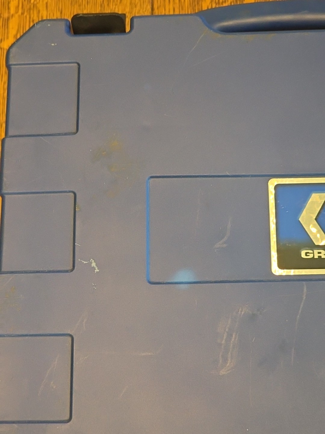 Graco Electric Handheld Airless Paint Gun Sprayer True Coat Plus 258875 & Case