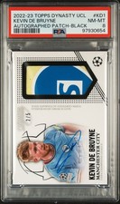 2022-23 TOPPS DYNASTY UCL AUTO PATCH BLACK #KD1 KEVIN DE BRUYNE 2/5 PSA 8