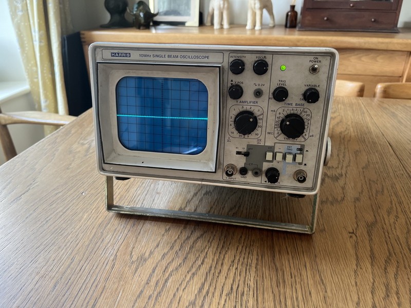 Harris Single Beam 10MHz Oscilloscope Tested and Working