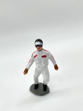 F973 Greenhills Vintage F1 Driver in Helmet for 1.43 Scale Dioramas  Scenery -