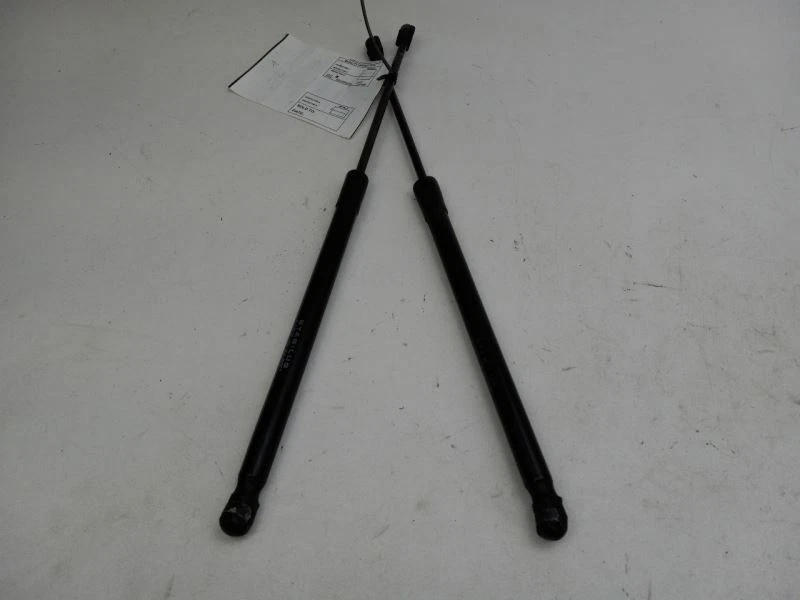 Puntales de cristal trasero Ford Explorer 2006-2010 Foto 3 de 4