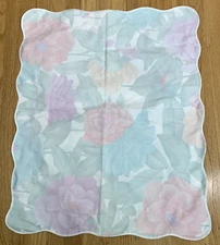 Single Vtg Lady Pepperell Pillowcase Standard Pastel Floral Scalloped Edge USA