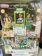 NIB-Little Tikes Girl Scout Cookie Booth