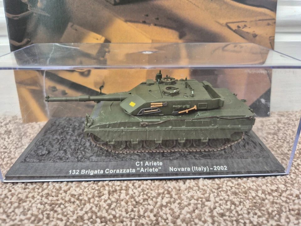 ALTAYA DEAGOSTINI 1/72 C1 ARIETE 2002 ITALY DIECAST MODEL TANK + MAG - Image 2 of 3