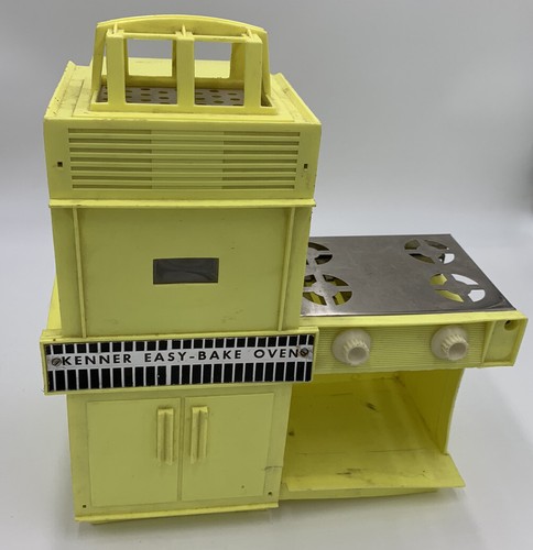 Vintage Kenner Yellow Easy Bake Oven 