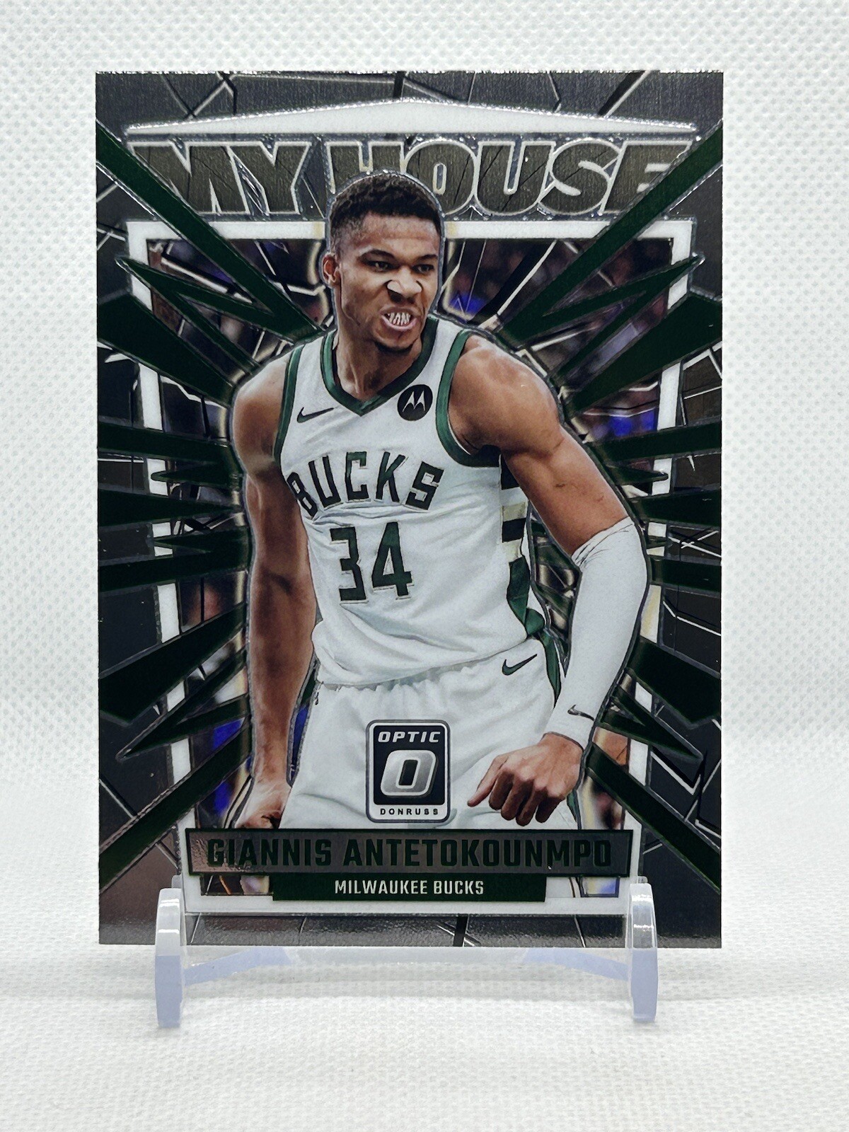 2023-24 Donruss Optic Panini Giannis Antetokounmpo My House #11 Milwaukee Bucks