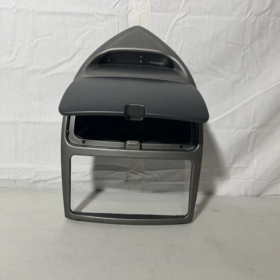 00-05 Toyota Celica Radio Bisel Tablero Borde Cubby Foto 2 de 4