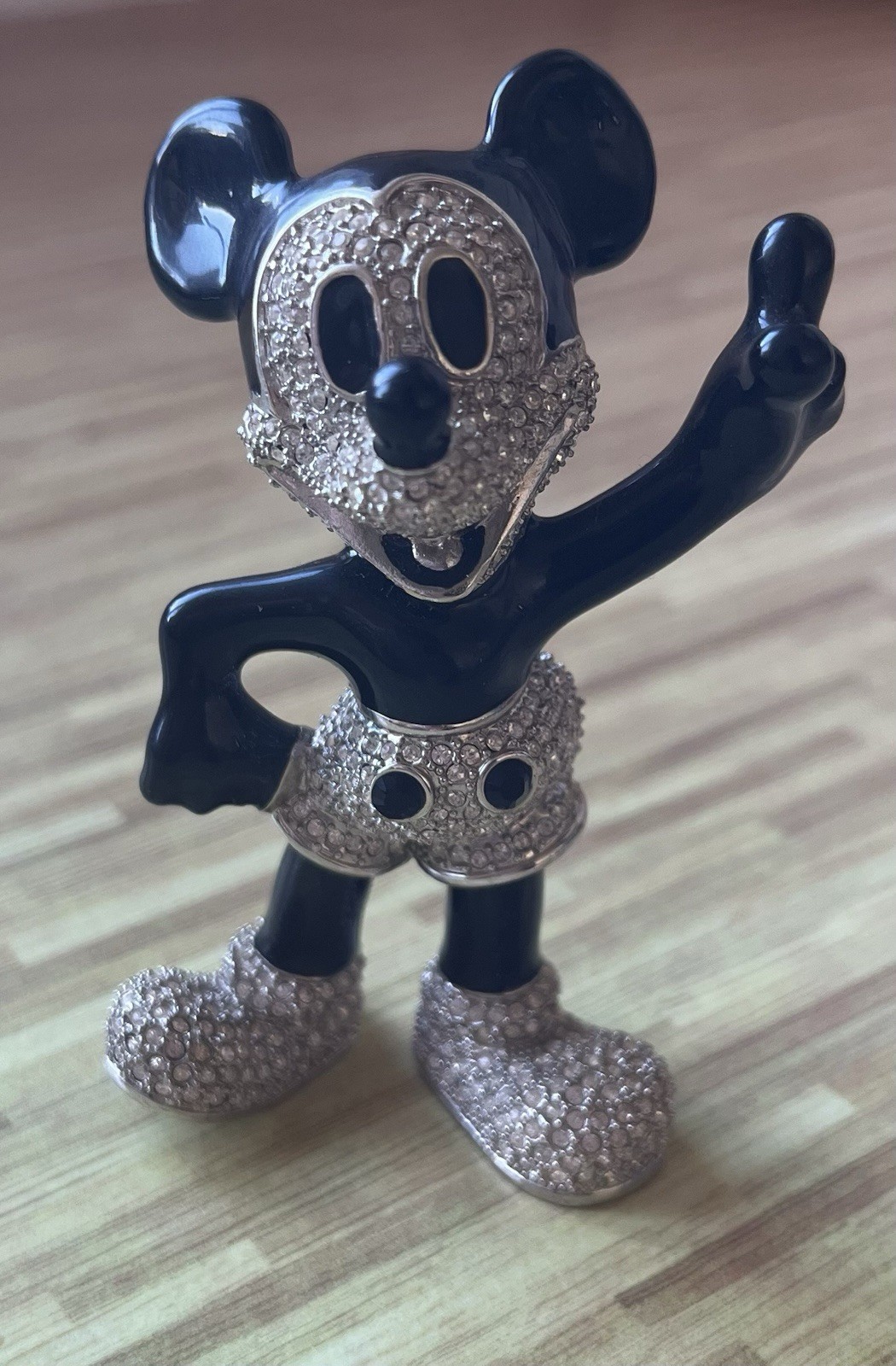 Authentic Disney Parks Arribas Bros  Mickey Mouse Jewelled Figurine . Mint Co