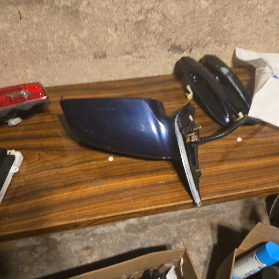 ESPEJO RETROVISOR EXTERIOR IZQUIERDO LINCOLN LS 2000 2001 2002 AZUL OSCURO Foto 4 de 4