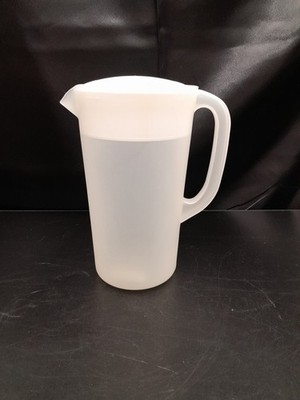 Rubbermaid Simply Pour Pitcher Ice Guard Frosted Clear 2.25 Quarts 1A18