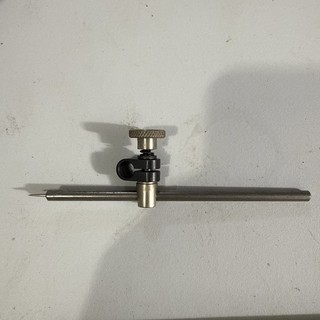 Surface Gauge holding rod and swivel clamp assembly