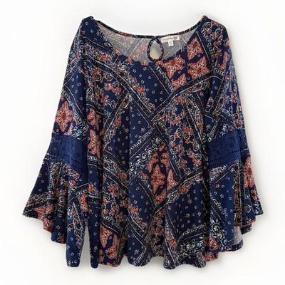 Roommates size 3X Blue Print scoop neck rounded hem blouse with flair sleeves