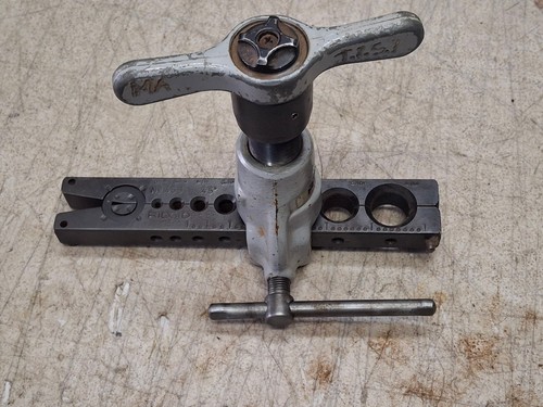 Ridgid 458 Flaring Tool 45 Degree 1/8"- 3/4"