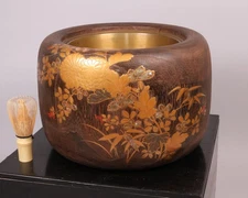 Japanese Lacquer Paulownia Wood Hibachi 12.2inch Brazier Tea Ceremony Gold Bird