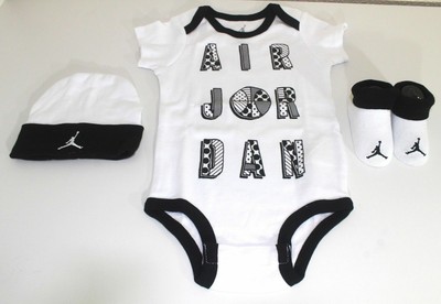 nike baby grow