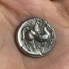 Unique Old Roman Bronze Wonderful Coin In Good Condition