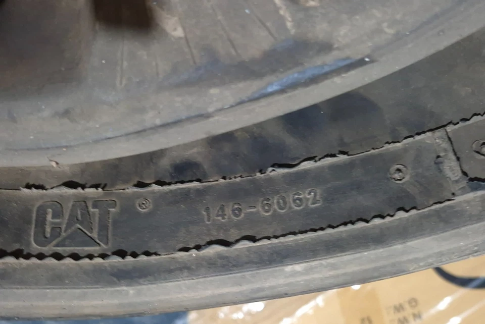 146-6062 1466062 CAT Rubber Track Belt Genuine Caterpillar Rubber Track Belt CAT - image 3 of 4