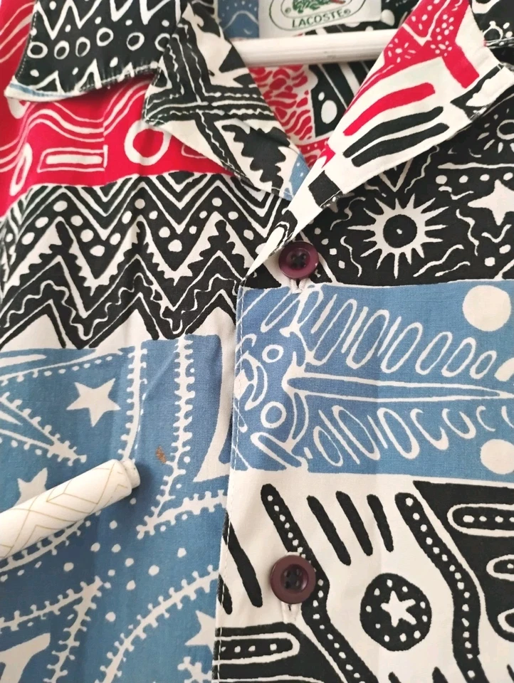 Camisa de algodón vintage para hombre Izod Lacoste arte hawaiano AOP talla mediana Foto 3 de 4