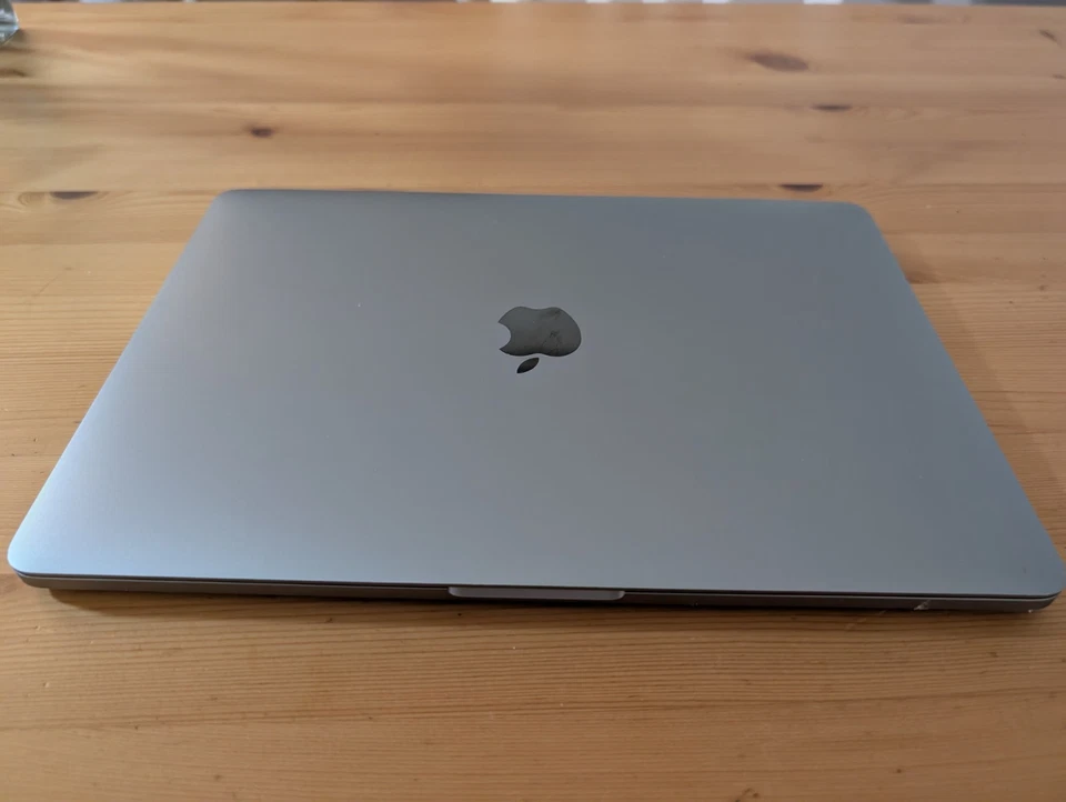 Apple Macbook Pro i7 3.5GHz 13" Touch Bar 2017 512GB 16GB Grey PLEASE READ DESC! - Image 2 of 4