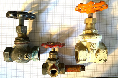 Three Vintage Valves Used:  1'' Gate, 3/4'' Globe & 1/4'' 3 way with nipple