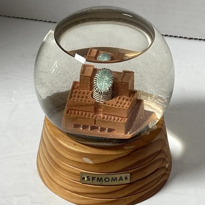 San Francisco Museum of Modern Art ''Fog'' Dome Globe 1997 SFMOMA Souvenir Bld