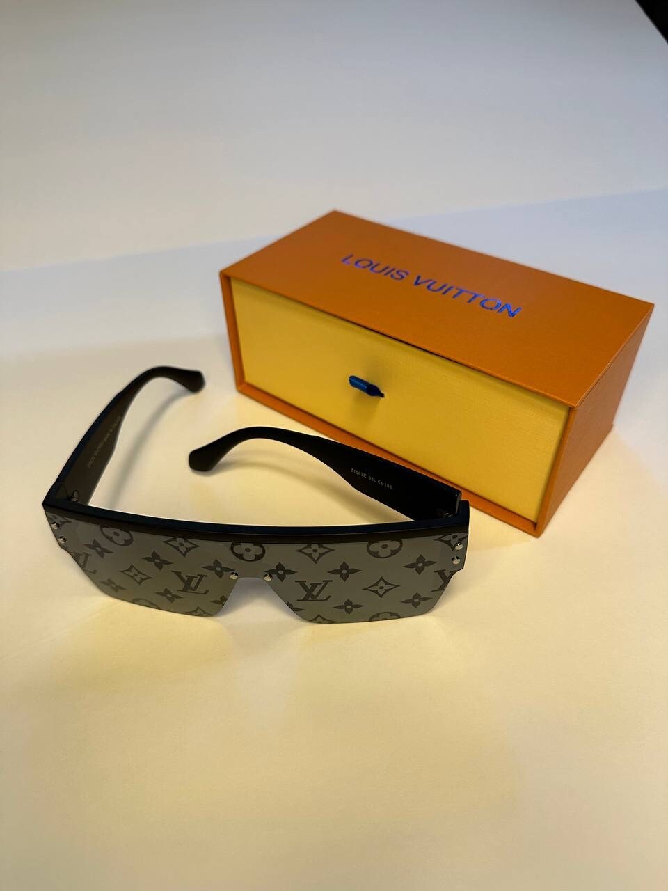 Louis Vuitton Men LV Waimea Sunglasses Black Monogram Logo Z1082E