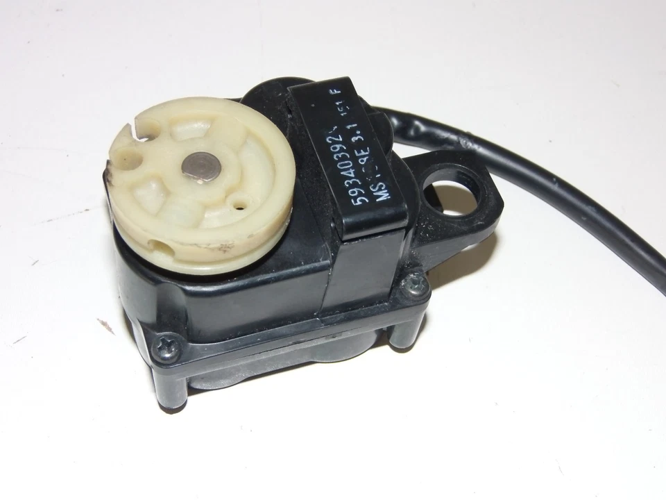 Ducati M1100 Monster 1100 2013 EVO ABS válvula de escape servomotor Foto 3 de 4