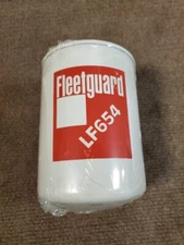 LOT OF 2 FLEETGUARD LF654 OIL FILTER - FREE SHIPPING