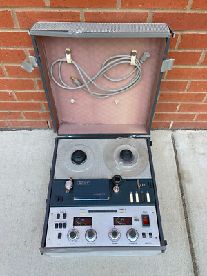 Sony Tape Machine Model TC-777-2 Solid State Sterecorder Sony Tape Machine Model TC-777-2 Solid State Sterecorder