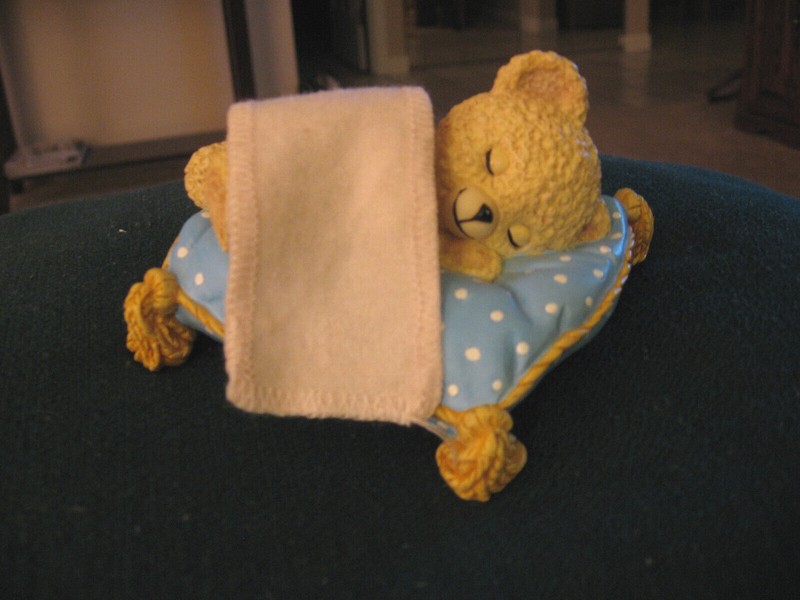 Snuggle Hamilton Collection Figure box+papers 1998 Sweet Dreams Snuggle
