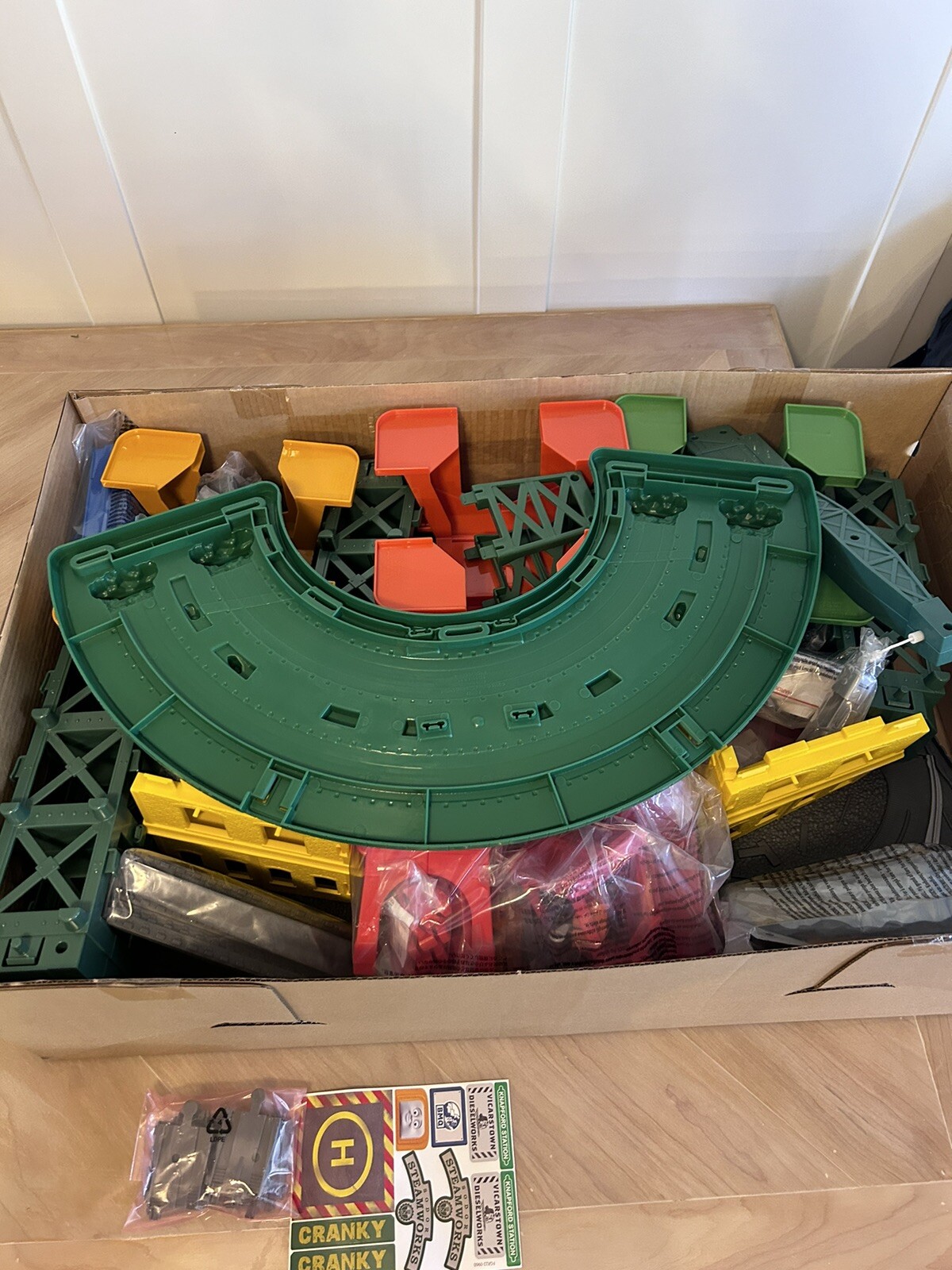 Thomas & Friends Super Station FisherPrice Kids Train Set New
