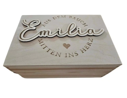 Personalisierte Erinnerungsbox / Erinnerungskiste zur Geburt mit Deckel aus Holz