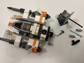 Lego Star Wars Rebel Snowspeeder Set 4500 (missing Rebel Soldier mini fig)