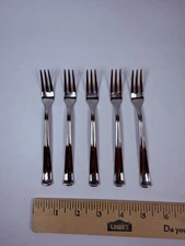 Williams Sonoma Appetizer Cocktail Forks 18/10 Stainless Steel Set Of 5