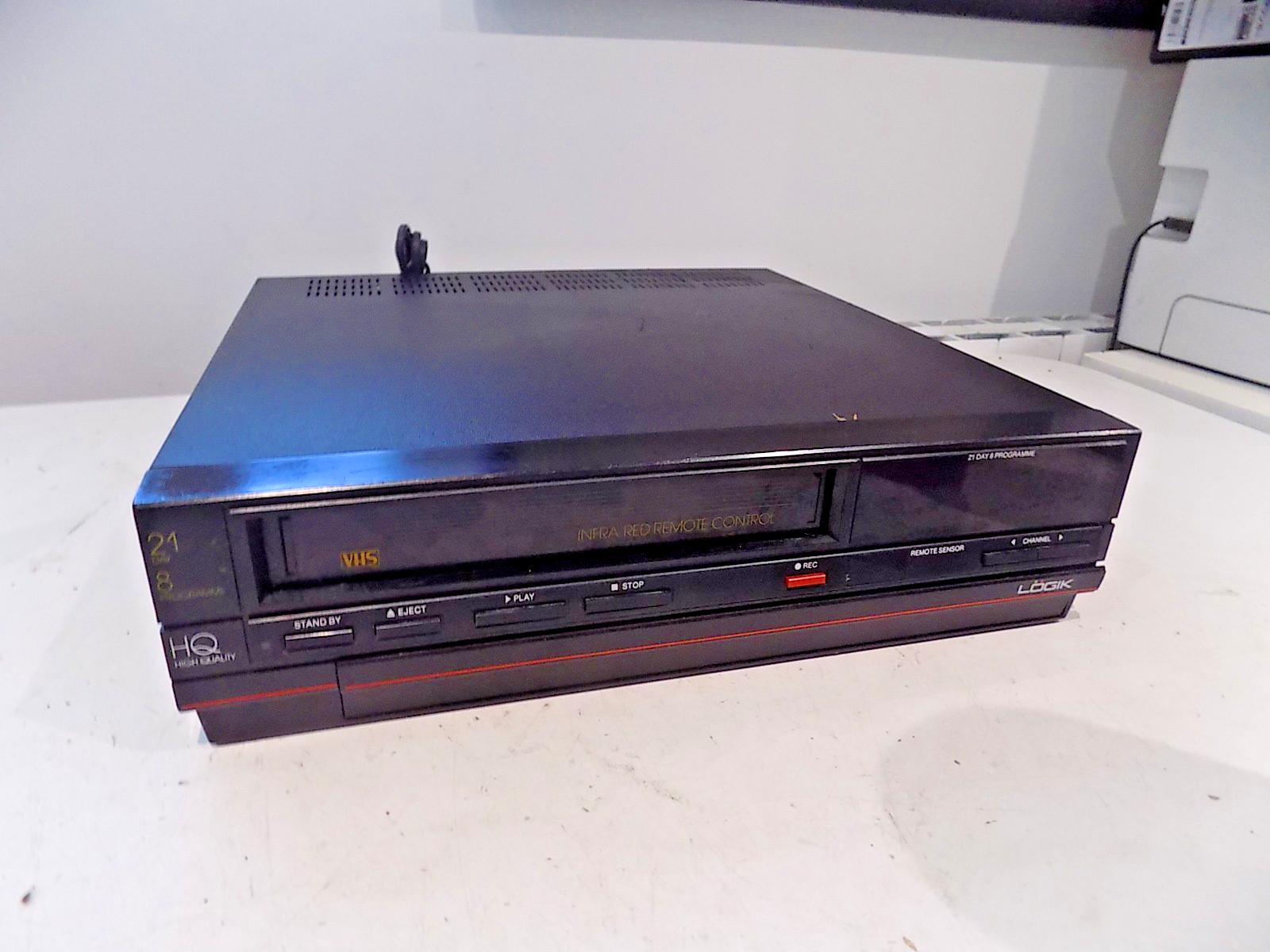 LogikVR960AVHSVCRVideoCassetteRecorderBlackFAULTYSoldasSPARES/PARTS