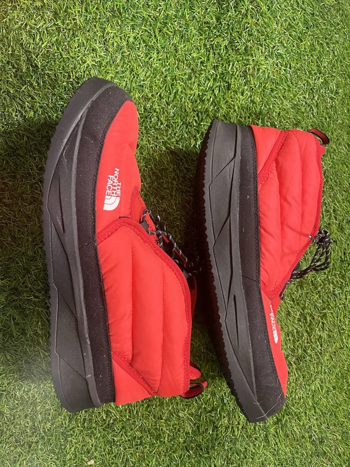 The North Face ThermoBall Traction Mule Red 12 Men’s Winter Camp Slippers EUC