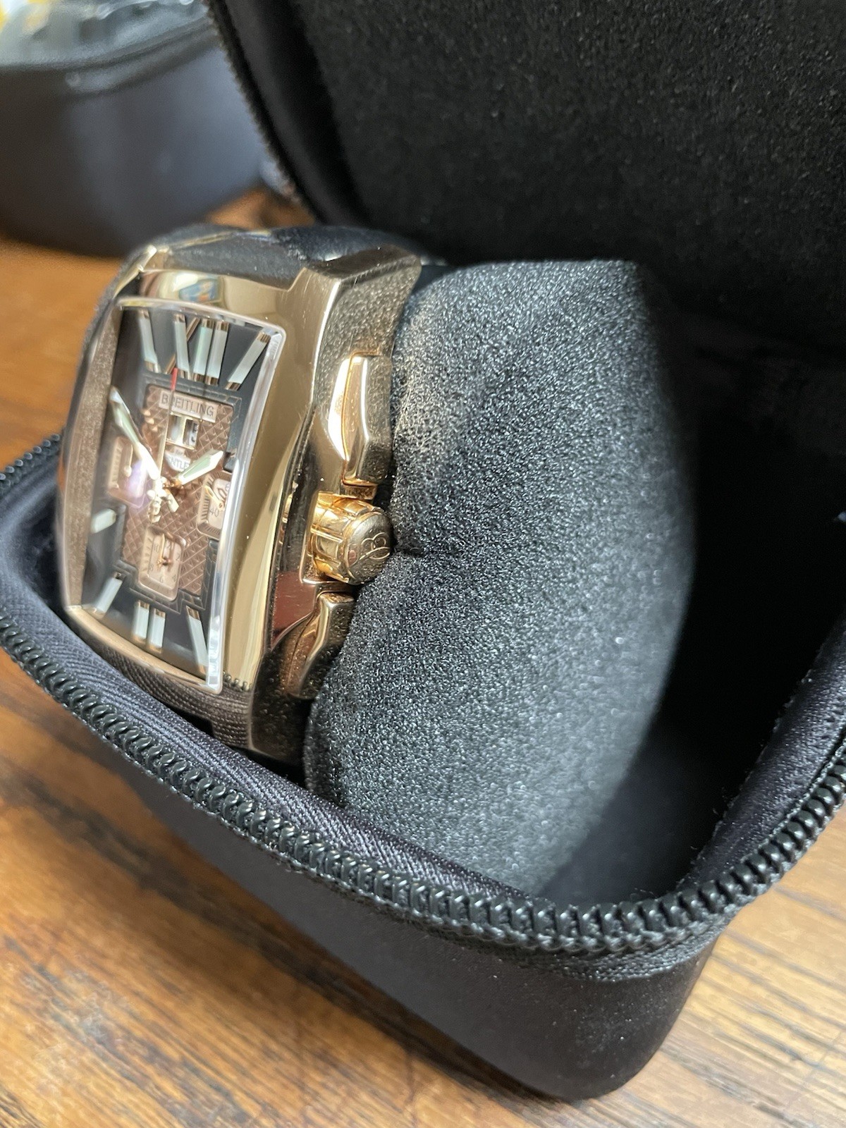 Rose Gold Breitling Bentley flying B image 2