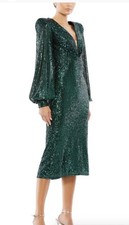 MAC DUGGAL 26866 SEQUINED STRUCTURE BISHOP SLEEVE BLACK EMERALD MIDI DRESS